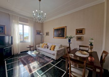 sala d via del carretto sestri p genova.jpg - Apartment Via Fabrizio del Carretto 6, Genova (neighborhood Sestri Ponente) - photo 4