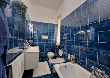 bagno via del carretto sestri p genova.jpg - Apartment Via Fabrizio del Carretto 6, Genova (neighborhood Sestri Ponente) - photo 30