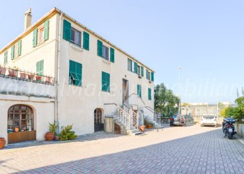 Ardrizzi -04.jpg - Trilocale Via Aurelia 12, Vado Ligure - foto 25