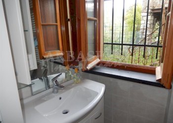 DSCN6912.JPG - Villa a Schiera Via alla Chiesa, Castiglione Chiavarese - foto 4