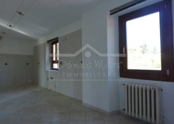 DSC_8181.JPG - Quadrilocale Via Madonna del Bosco 17, Cairo Montenotte - foto 5