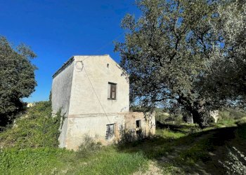 e3e08912-71be-444a-a2a5-db9410ddf422.jpg - Villa contrada ranco 55, Paglieta - foto 1