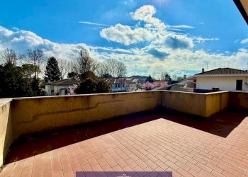 PHOTO-2025-11-13-11-48-3377.jpg - Appartamento Via Manni, Firenze - foto 8