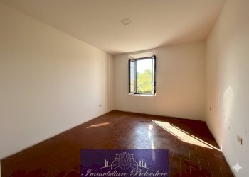 Gemini_Generated_Image_1p8x8r1p8x8r1p8x.png - Bilocale Via Camillo Barni, Firenze - foto 1