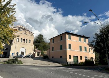 WhatsApp Image 2025-10-18 at 12.50.59 (2).jpeg - Casale via casalina 3, Montopoli di Sabina - foto 5