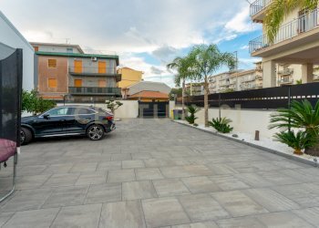 Via S.Andrea 8 (12).jpg - Villa Via Sant' Andrea 8, Catania - foto 18