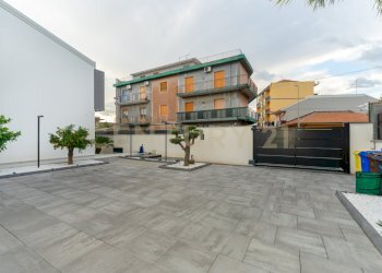 Via S.Andrea 8 (8).jpg - Villa Via Sant' Andrea 8, Catania - foto 9