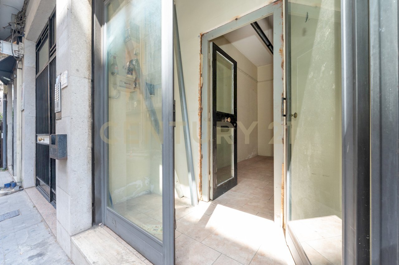 Bottega via Fulci 13 ct (4).jpg - Independent house Via Antonio Santangelo Fulci 13, Catania - photo 3