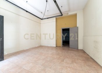 Bottega via Fulci 13 ct (7).jpg - Casa indipendente Via Antonio Santangelo Fulci 13, Catania - foto 7