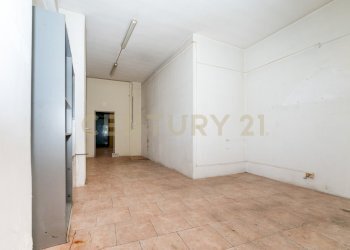 Bottega via Fulci 13 ct (15).jpg - Casa indipendente Via Antonio Santangelo Fulci 13, Catania - foto 15