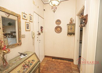 1.1 ingresso.jpg - Appartamento SALITA CAMPASSO SAN NICOLA 56, Genova (zona Sestri Ponente) - foto 3