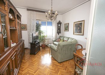 3.0 soggiorno.jpg - Appartamento SALITA CAMPASSO SAN NICOLA 56, Genova (zona Sestri Ponente) - foto 9