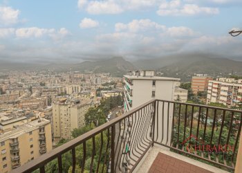 9.2 balcone.jpg - Appartamento SALITA CAMPASSO SAN NICOLA 56, Genova (zona Sestri Ponente) - foto 29