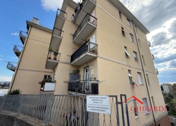 10. EDIFICIO.jpeg - Appartamento Viale Villini Rollino 114, Genova (zona Sestri Ponente) - foto 22