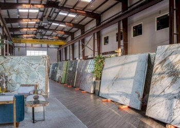 Texas-Counter-Fitters-Stone-Showroom-1024x512.jpg - Show room Via Leonardo Da Vinci 18, Pieve Fissiraga - foto 5