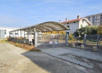 Box VIA BLATTA, Chivasso - photo 1
