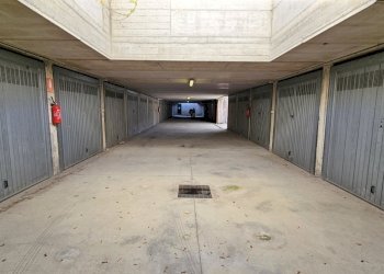 Box VIA BLATTA, Chivasso - photo 5