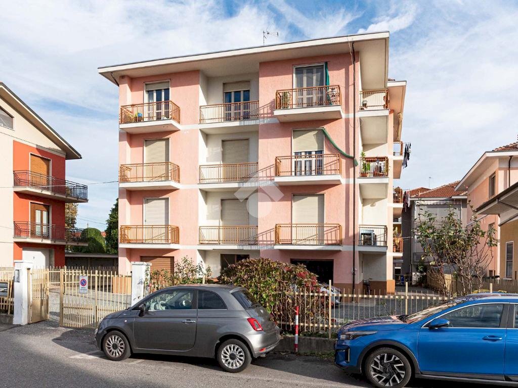 Three-room apartment Via parco, Ciriè - photo 1