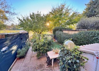 Villa a Schiera Via Apsella, Montelabbate - foto 2