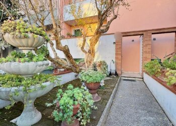 Villa a Schiera Via Apsella, Montelabbate - foto 3
