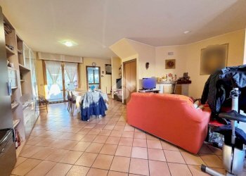 Villa a Schiera Via Apsella, Montelabbate - foto 9