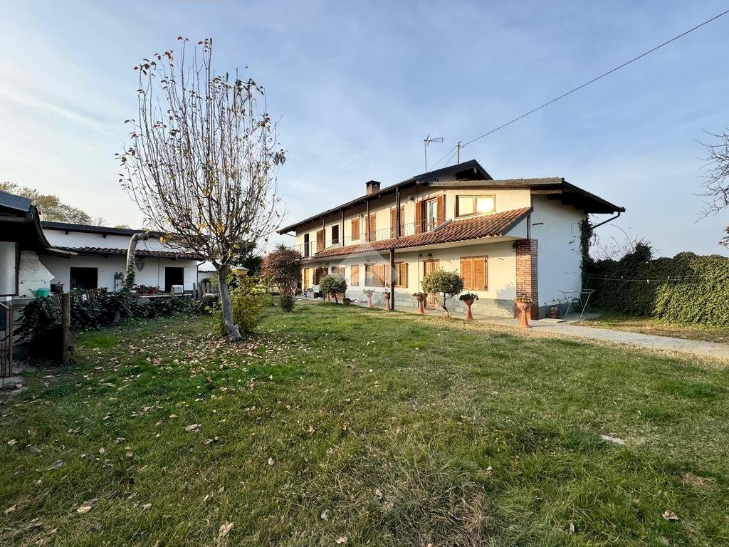 Casa indipendente Via muriset, Pinerolo - foto 1