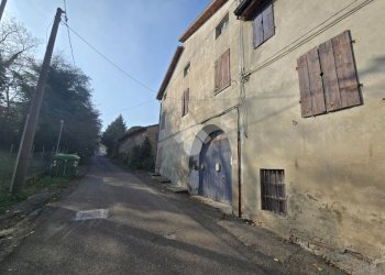 Casa semi indipendente Via maggio XXIV, Traversetolo - foto 1