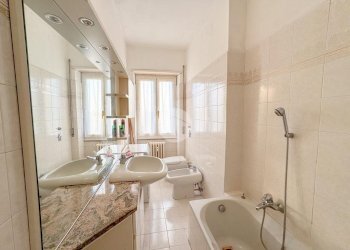 Bilocale Viale Caterina Da Forlì, Milano - foto 5