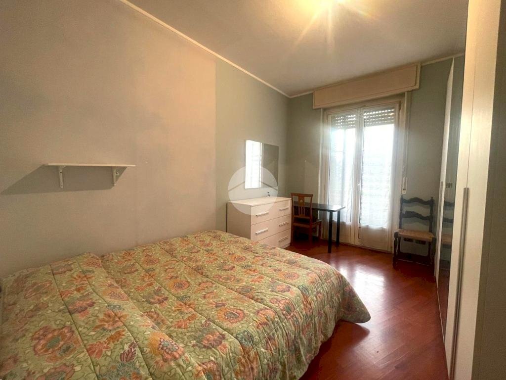 Four-room apartment Via Privata delle Primule, Milano (neighborhood Lorenteggio) - photo 3