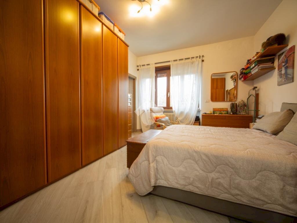 Four-room apartment Via Lucca, Torino (neighborhood Lucento) - photo 3