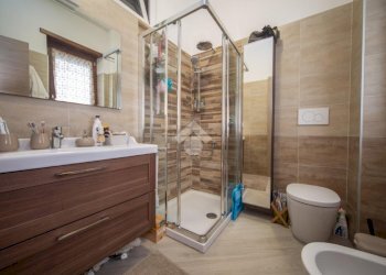 Four-room apartment Via Lucca, Torino (neighborhood Lucento) - photo 2