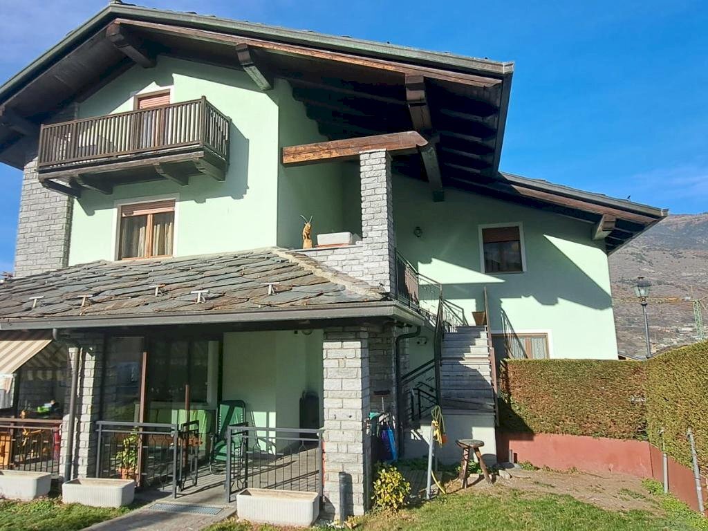 Porzione di casa frazione Surpillod, Gressan - foto 1