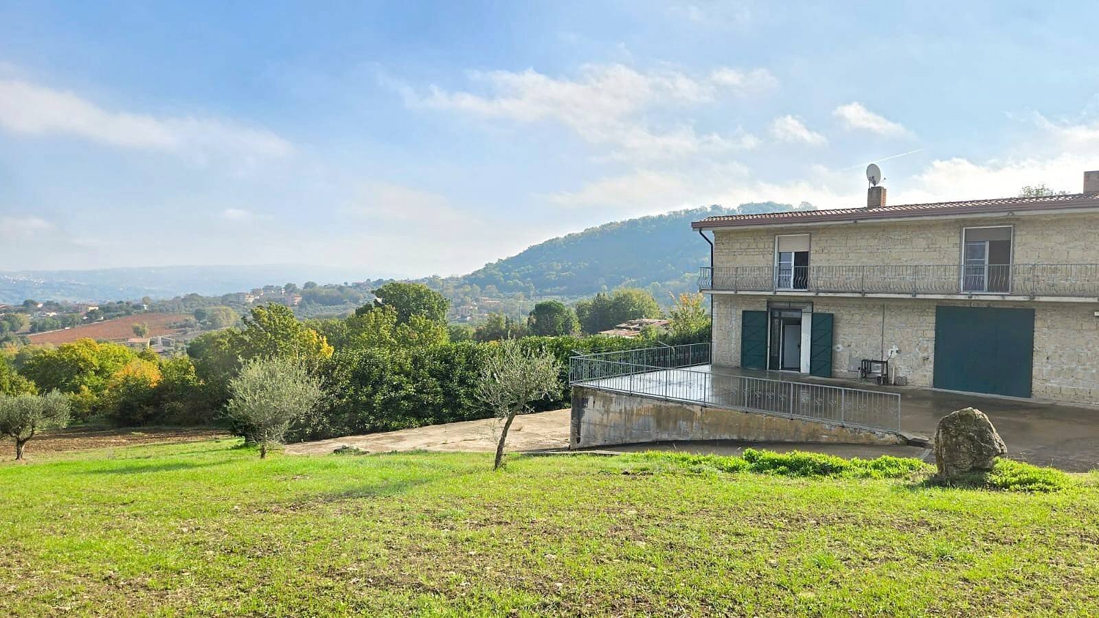 Foto 2 - Casa indipendente Via delle Querce
 
3, Torre Le Nocelle - foto 2