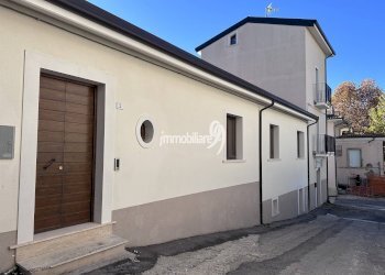 Foto 1 - Casa indipendente via roma
 
3, L'Aquila - foto 1