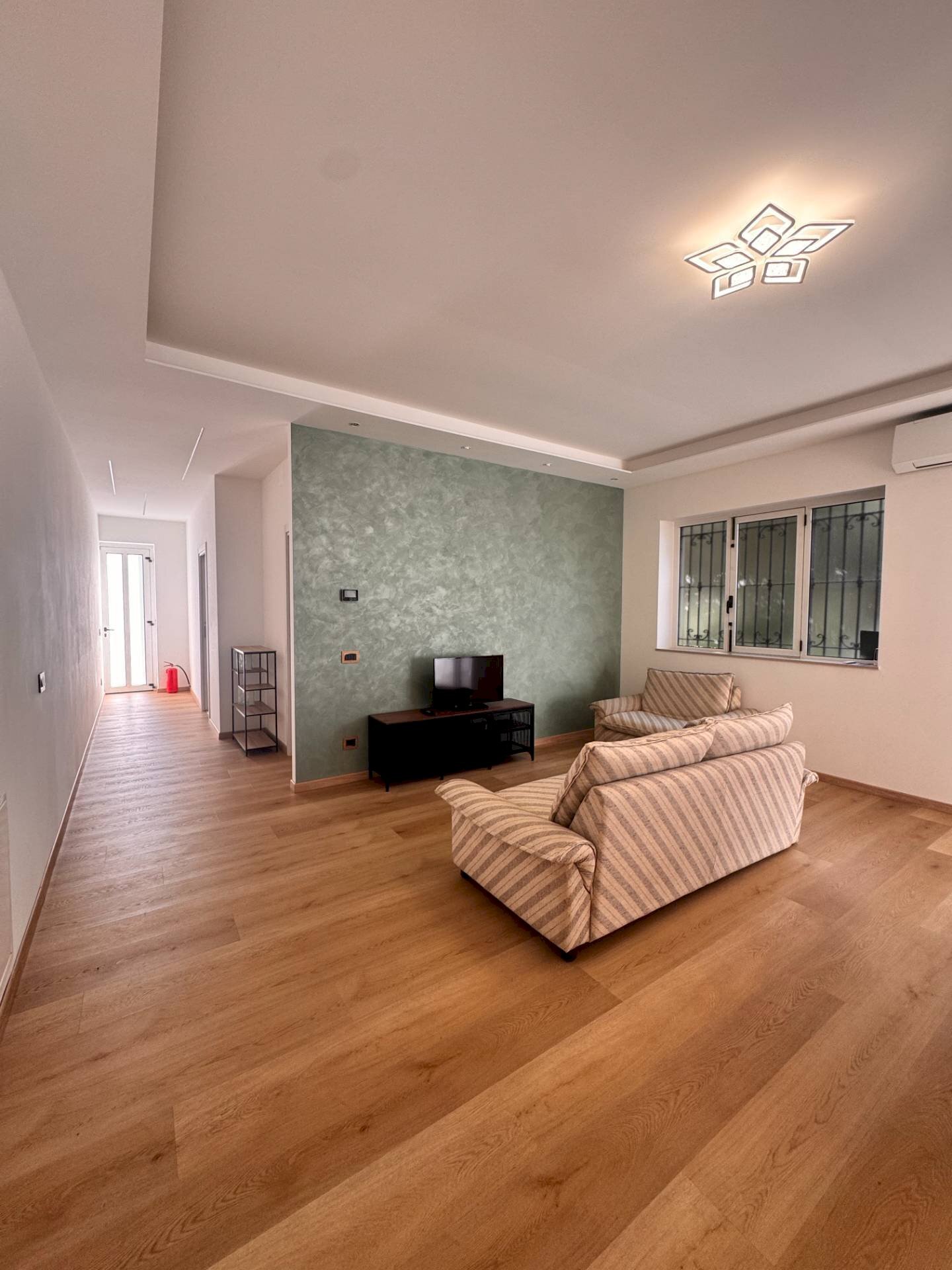 Foto 3 - Trilocale Via Toscana
 
4, Montegiorgio - foto 3