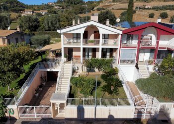 Foto 1 - Villa a Schiera via San Paolo
 
81, Grottammare - foto 1