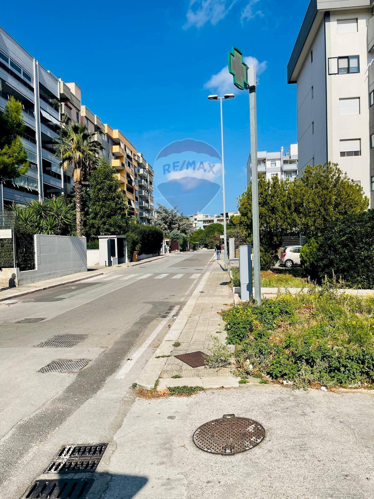 Edificio all\'aperto - Commercial Premises Via Rocco Di Cillo
 
6, Bari - photo 1