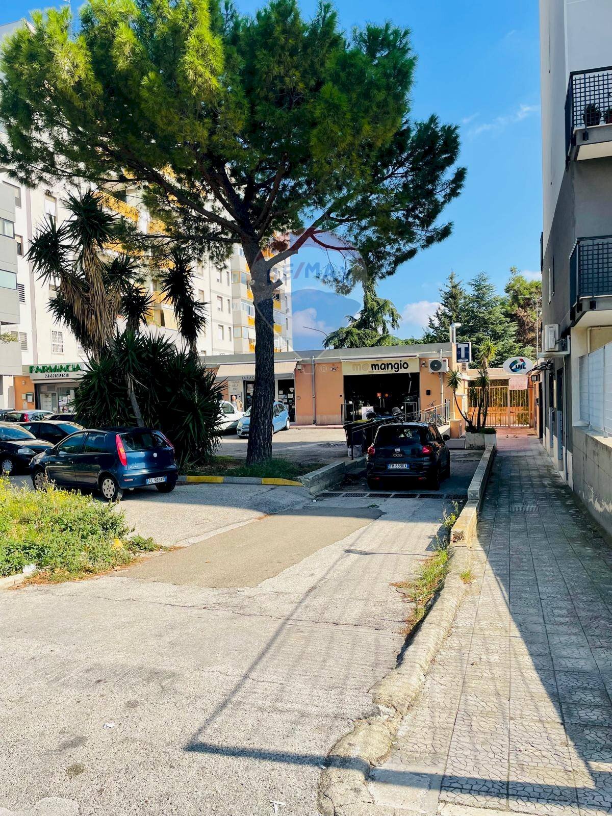 Edificio all\'aperto - Commercial Premises Via Rocco Di Cillo
 
6, Bari - photo 2