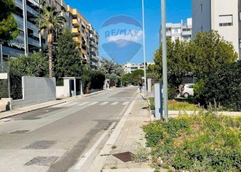 Edificio all\'aperto - Commercial Premises Via Rocco Di Cillo
 
6, Bari - photo 1
