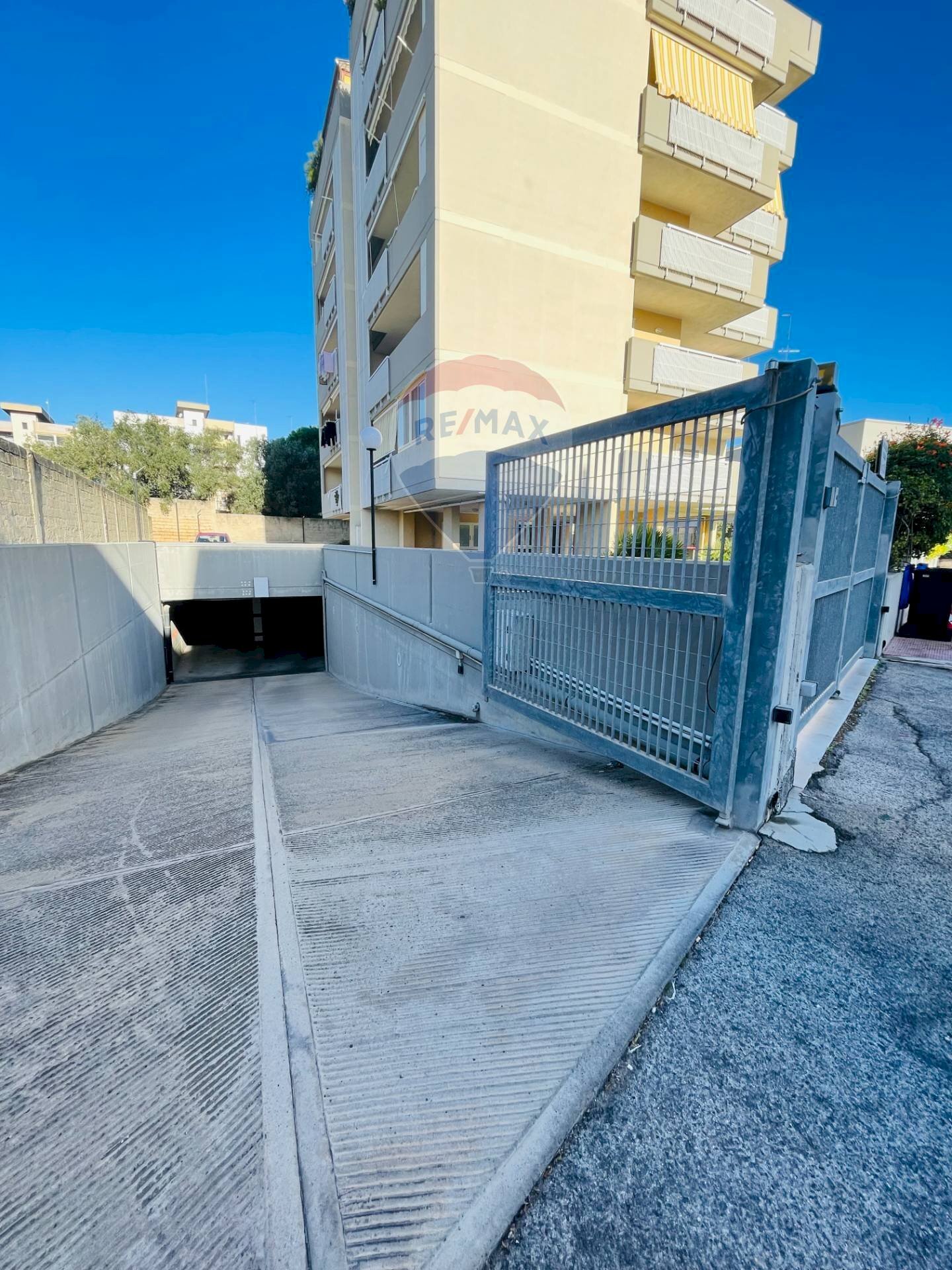 Edificio all\'aperto - Box Via Martin Lutero
 
21, Bari - foto 1