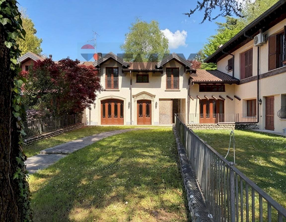 Casa all\'aperto - Villa a Schiera Via Generale A. Cantore, Varese - foto 1