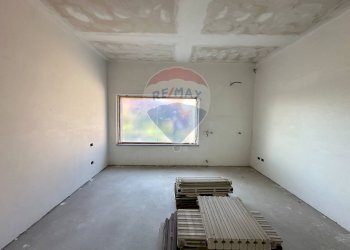 Stanza vuota - Villa a Schiera Via Generale A. Cantore, Varese - foto 19