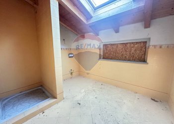 Stanza vuota - Villa a Schiera Via Generale A. Cantore, Varese - foto 23