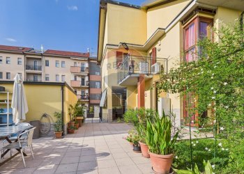 Terrazza - Villa Corso Novara
 
78, Vigevano - photo 4