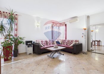 Soggiorno - Villa Corso Novara
 
78, Vigevano - photo 18