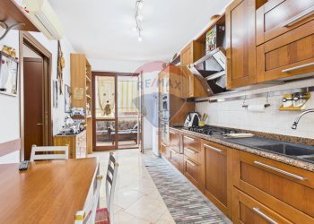 Cucina - Villa Corso Novara
 
78, Vigevano - photo 20