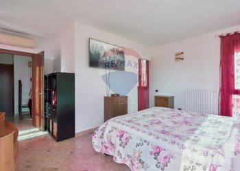 Camera / camera da letto - Villa Corso Novara
 
78, Vigevano - photo 25