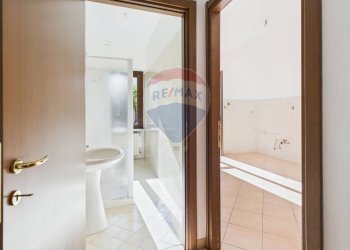 Bagno - Casa indipendente via ministra
 
10, Alessandria - foto 6