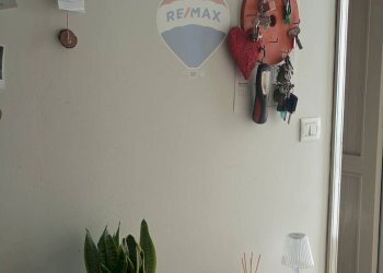 Dettagli - Casa indipendente Via Regalotto
 
8, Pedara - foto 9