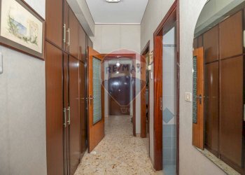 Hall / corridoio - Appartamento Viale Autonomia
 
47, Caltagirone - foto 15